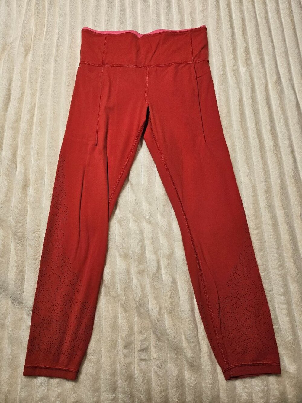 Athleta Mid Rise Red Leggings - Size Medium
